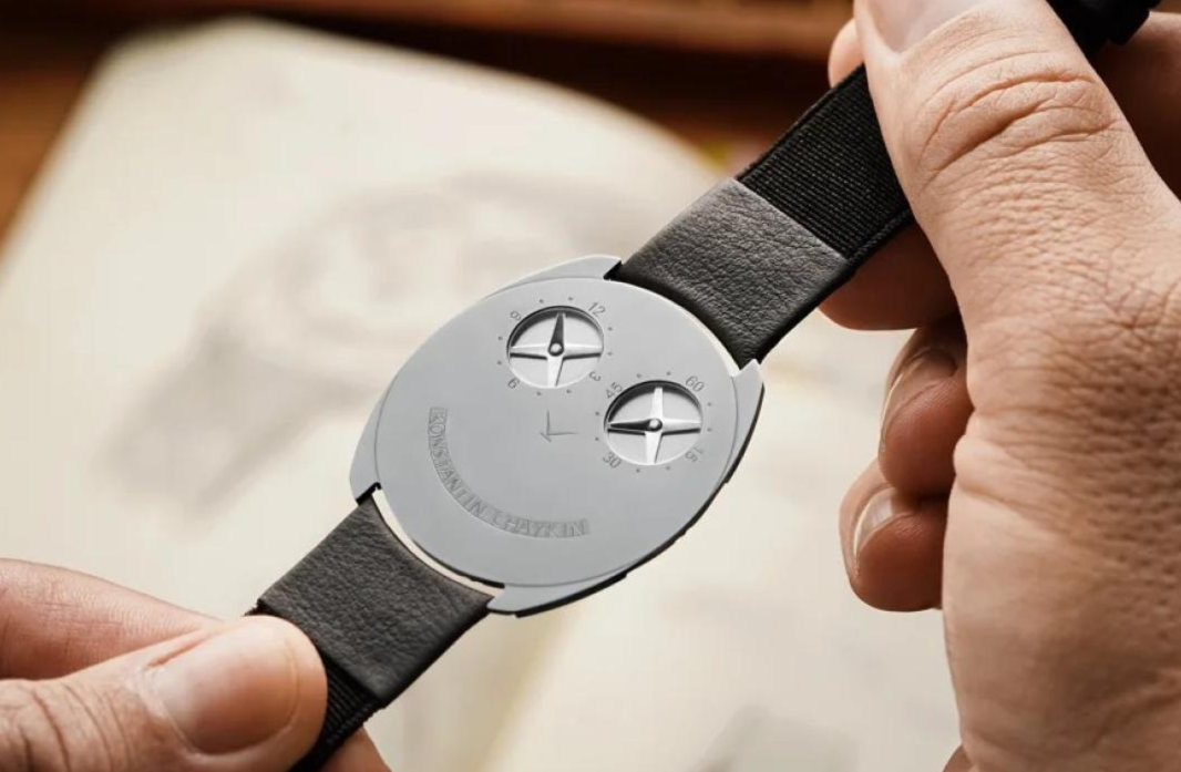 Bağımsız üretici, dünyanın en ince saati yarışında devleri solladı